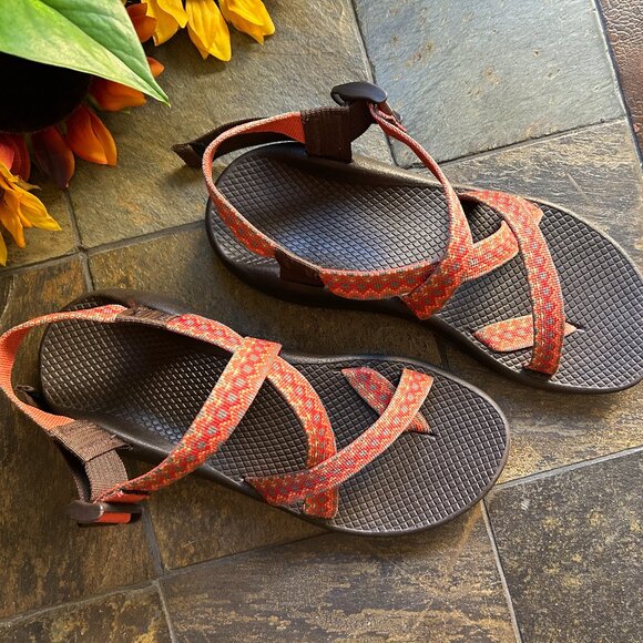 Chaco Women’s Z2 Yampa Aztec Print Hiking Sport Sandal - Picture 3 of 9